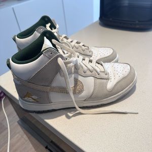 Nike dunks high